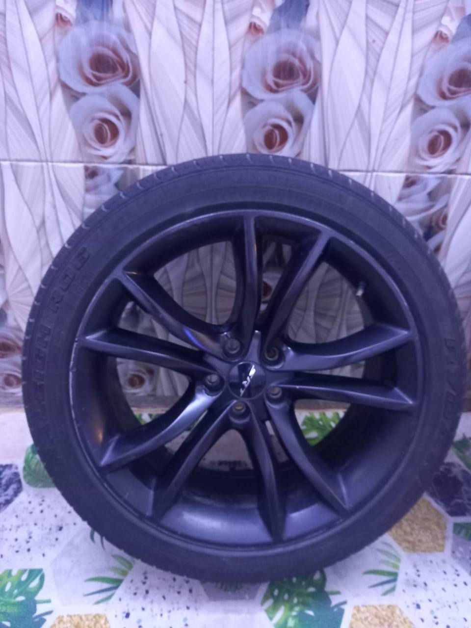 السلام عليكم ويل
RT 20 نضيف مال كصه تخم
تايرات نص عمر... 
بيع او مراوس 
مكاني بغداد البلديات 
الأستفسار***********
