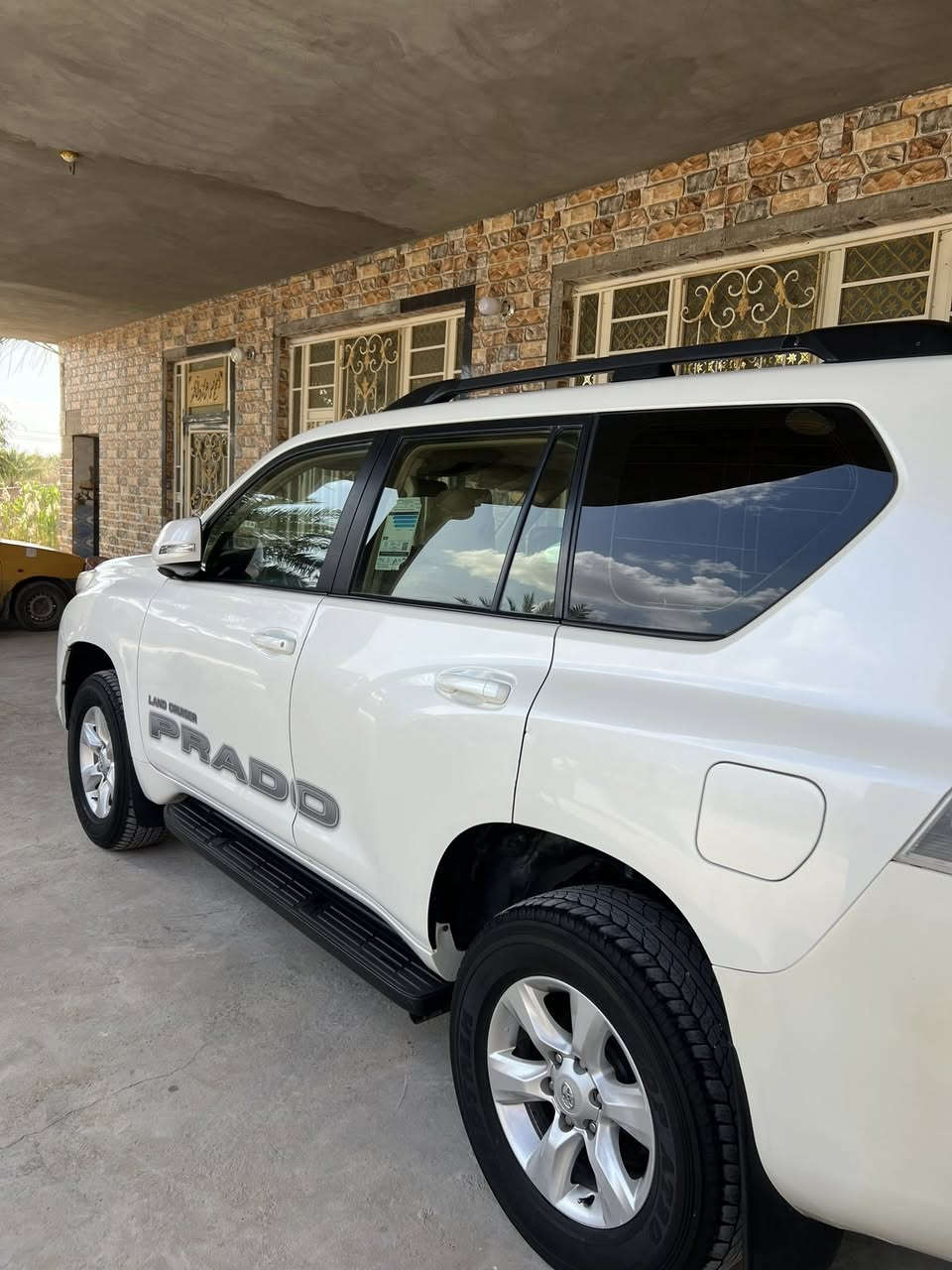 السلام عليكم
تيوتا برادو موديل 2013كويتي فول مواصفات سته سلندر بصمه كشنات جلد سبعة راكب ثلاث قطع تبريد دبل تانكي وباقي المواصفات المعروفة تخم تاير دلنوب جديد تبريد ثلج السيارة مكفولة كفالة عامه من الصبغ والتبديل والفتح ماعدا بارد كلش بسيط اقل الاصبع كير ومحرك علئ وضع الشركة برغي ممفتوح بيهن السيارة كلها علئ وضع الشركة برغي ممفتوح بيها رقم بغداد الدولي بأسمي المكان كربلاء السعر 265
***********
***********
