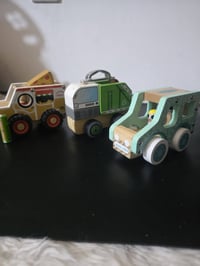 سيارات خشب • ألعاب أطفال