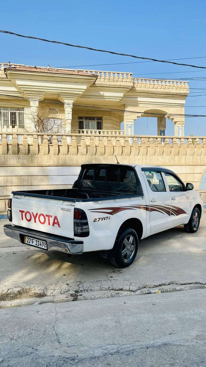 السلام عليكم سعر مناسب جدآ 175 تويوتا هايلوكس بيكم 2013 
شركة جيهان ماشية 166 الف حقيقي محرك مامفتوح شرط كير عادي رقم اربيل سنوية وهزة وارقام كلها جديدة قطعتين صبغ  للأستفسار *********** 
***********
