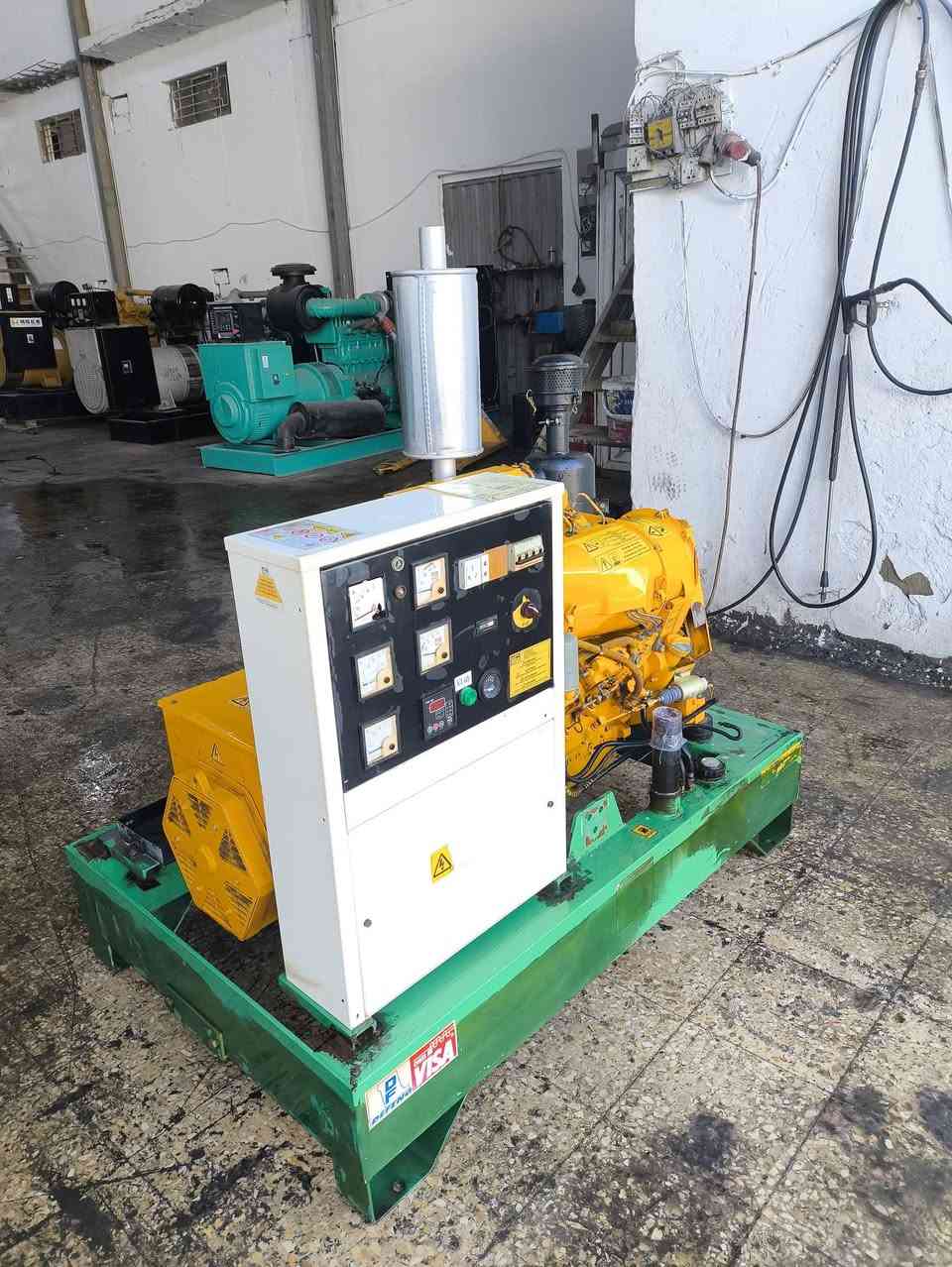 كراج مهند المختار الصناعه الجنوبيه اربيل دوز الماني ابو الصاروخ ثلاثه سلندر 31 كي في
بلاديه فول اوتوماتيك نظام ذاتي 
سعر المولد 40 ورقه 
تواصل معي على الخط او واتساب 
***********
خدمه توصيل موجوده كل محافظات العراق
