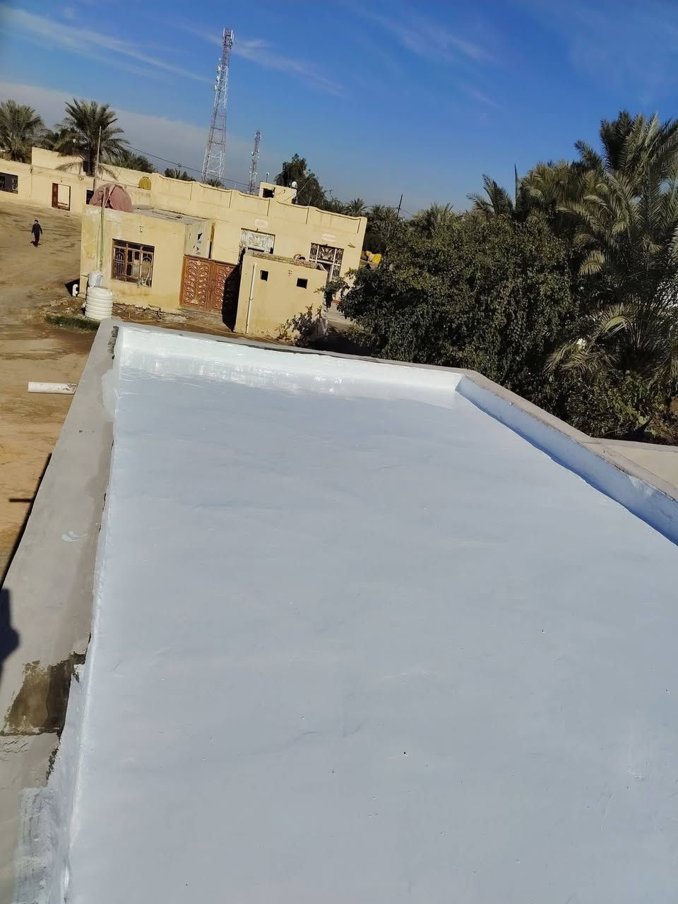 نشتغل عازل اسطح ففسكوت وذركوت كرسته وعمل  شغل 100/100 ضمان من5 إلى 10 سنوات الاستفسار واتساب ***********
