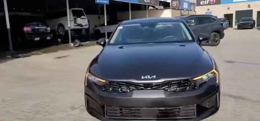 � زبائننا الكرام… مركز المهندس لأستيراد السيارت
🚘 Kia K5 LXS 2026💥

💰 السعر: 122 $ بدون كمرك
🔧 الحالة: مصلحة وجاهزة (الوصول 10 ايام)

💥 صبغ قطعتين فقط

✅ بإمكان التخريج بكتاب شهداء (إعفاء من الكمرك لمن لديه كتاب شهداء).

📍 كربلاء - سيف سعد البلديات

📞 للاستفسار:
👤 د. شهيد: ***********

 👇🏼رابط كروب الواتساب 
https://chat.whatsapp.com/G1vHBgZwn280PCMz6HkyiX?mode=gi_t
