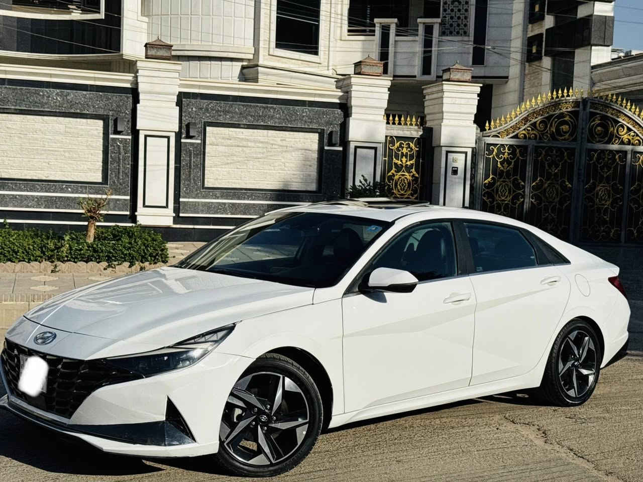 بيع مستعجل 122$

هونداي النترا 2023 لمتد 
رقم بغداد الدولي  بسمي 
بيها صبغ ٣ قطع باقي مكفول

السعر 122$
هاتف *********** ‭
‬
مواصفات فول 1/1 
——————————————————
فتحه سلايد طكتين 
هايبرد
بصمه و بصمه ابواب ودخول ذكي بصمه جنطه 
تشغيل عن بعد 
ليد امامي خلفي 
لايت امامي 3 عدسات زنون 
لد داخلي متغير
تحديد مسار
توقف ذاتي 
حساس امامي حساس خلفي 
رادار 360 
شاشه و عداد دجتال متصل 
داخل ابيض ملكي
تبريد تدفئه كشنات 
كشن سائق كهرباء + خزن 
تحديد مسار 
اوتو هولد 
هاند بريك بصمه 
تبريد شاشه مناخ منفصل 
نضام صوت سماعات 8 boss
وضعيات قياده 3 (نورمال _ سمارت _ سبورت) 
السياره بعد بيها مواصفات

العنوان بغداد
