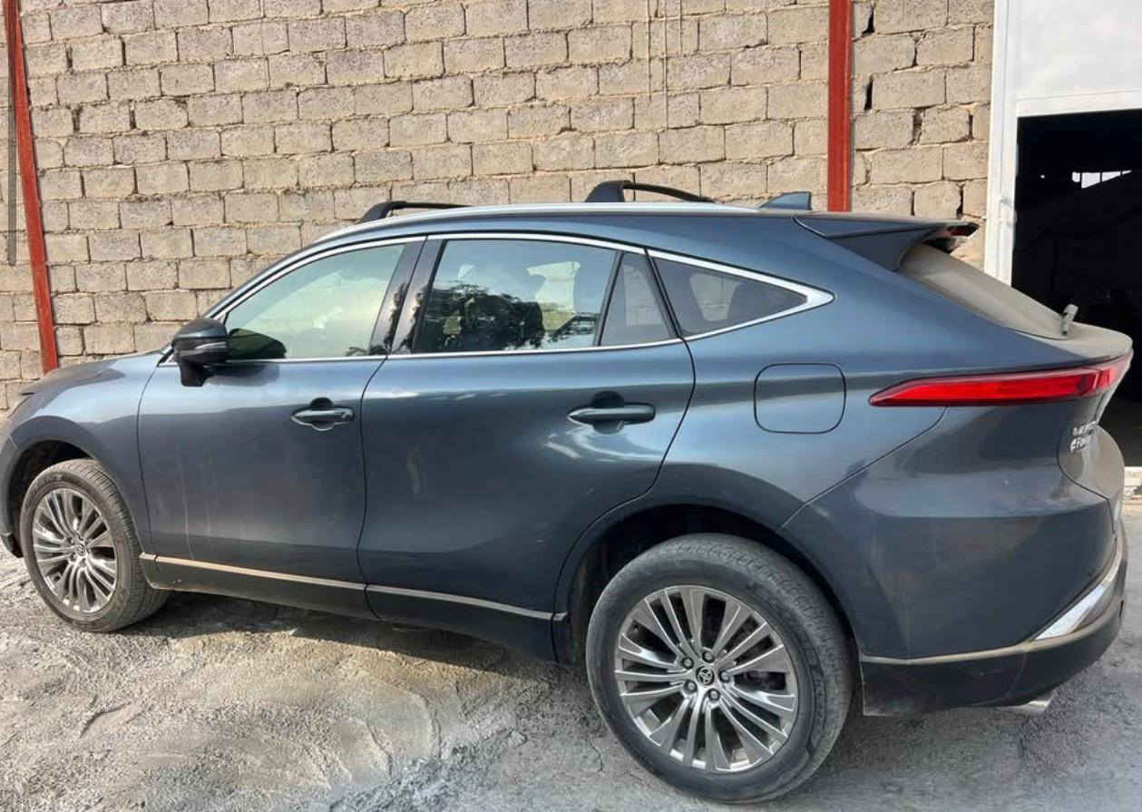 لام عليكم ورحمه الله وبركاته فينزا موديل 22حادثها من امريكا بس بنيد وحالياً هسه هذا وضعه ابيع ع ضربه رقم بغداد السعر 75وبيها مجال مكان السياره بغداد البياع راح انزل الصور والفيديو الشراي يتصل***********
