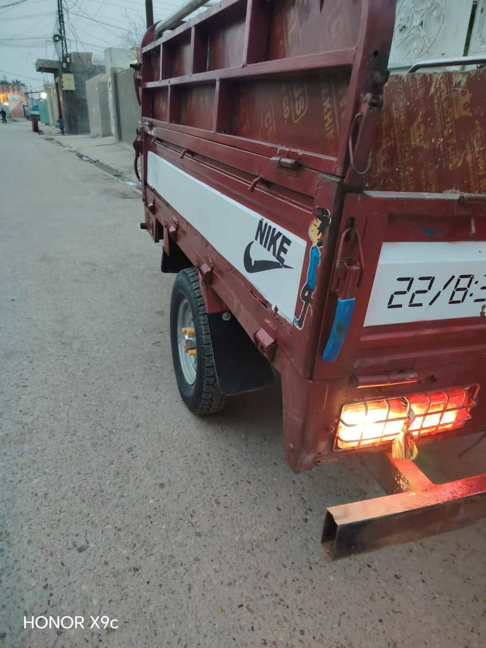 السلام عليكم ستوته للبيع دايوان
*********** موديل 18 مكان بغداد المعامل
