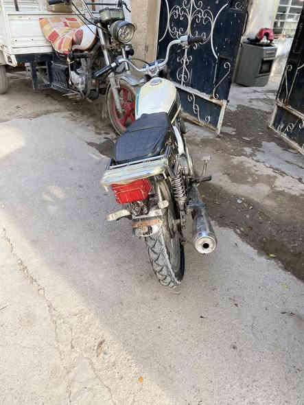 سلام عليكم دراجه للبع موديل 2010 اوراق  كامله  السعر 200بيهه مجال قليل ***********
