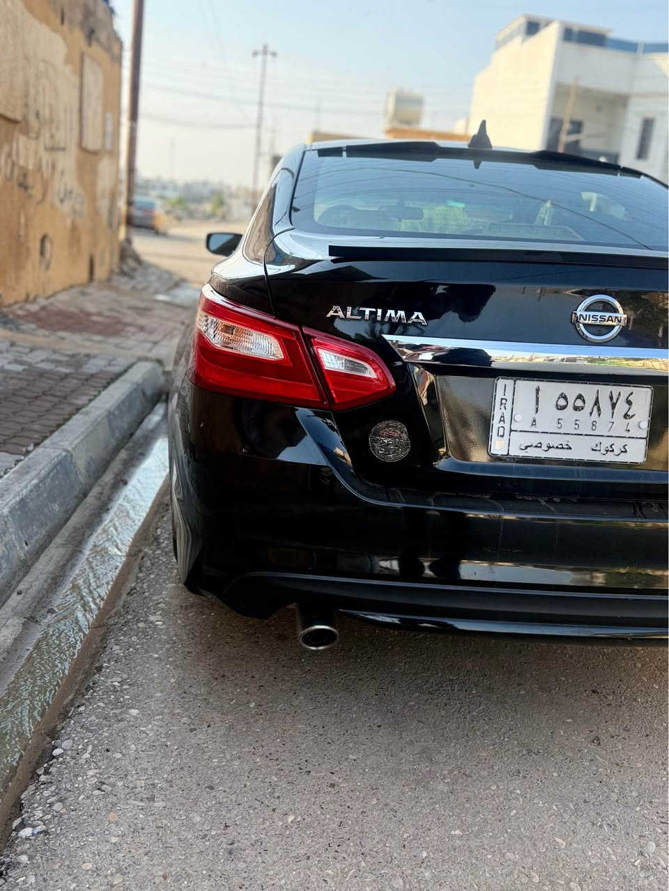 نيسان التيما 2017 s  سيارة وارد امريكي داخل بيجي مميز تشغيل بصمه تشغيل عن بعد سنتر لوك بابين بصمه تحكم استيرن جهتين تثبيت سرعه لون اسود اربع تيرات جدد صدر جديد كير بي براد الضرر باب سكن تجاري بدون ضربه جاملغ سكن و بونيد ضربتها بسيطه بدنة السكن بس بدون شواصي بدون دواخل السيارة رقم كركوك مشروع وطني جديدة ل ٢٠٢٧
*********** كركوك, العراق
