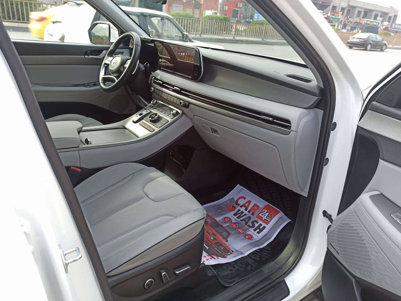 هيونداي بليسايد كلكرافي 2024
    Hyundai Palisade Lmited.        
 بالبليسايد  مواصفات لمتد الون ابيض 
ماشية 22الف ميل فقط  محرك 6 سلندر 3.8L 
السيارك كاتى بدون رقم تترقم شمالي دهوك 
المواصفات : بصمة ، تشغيل عن بعد ، بصمة ابواب 
،بانوراما  فتحة سقف ، سماعات هارمن كاردن ، رادار امامي جانبي عدد 6 ، حساسات امامي خلفي ، شت كامرات 360 درجة  خزن ميموري كشن سائق والراكب والخلفي كهربائي و تدفئة و تبريد الاربعة، كشنات جلد ، كشنات Vip منفصل ، بردات جانبية ، تبريد مركزي امامي خلفي منفضل التحكم ، تحكمات ستيرن ، شفتات ، كروز سرعة و سياقة ذاتية بالكامل ، تدفئة ستيرن ، مري هيتر ، صندوق كهربائي وفتح الصندوق ذكي  ، خمس و ضعيات قيادة ، ويل كب 20 ، اوتو هولد + نقطة عمياء *•+ اوتو بريك ، هاند بريك بصمة ، مثبت سرعة ، شحن لاسلكي ، ، شاشة كبيرة ديجيتال  بلدشبول ، تشغيل بصمة ، منفذ type-c , و بعد بيها هواي مواصفات ، 
السيارة جاهزة  
السعر : 30000$ورقة و بيها مجال 
مكان السيارة نينوى
للتواصل : اتصال او واتساب
***********
