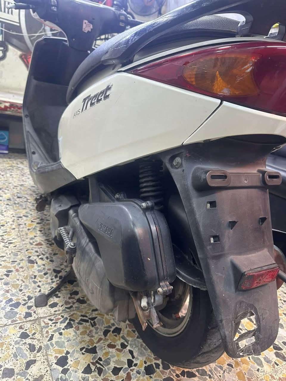 للبيع نكزه سلف محرك مكفول شلعه معدل فول السعر 575وبيها مجال عنوان بغداد الاعظميه شراي يتصل ***********
