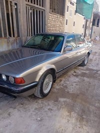 بي ام ٧٣٥ • رقم بغداد • مكينة وكير وكالة