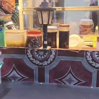 ورحمه الله وبركاته عربانه مال لبلبي وحلويات هم ترهم للبيع لان هذا الزل...