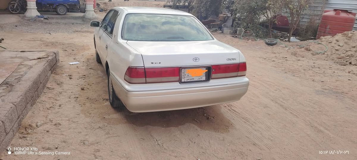 السلام عليكم راس الثور فلات مديل ١٩٩٥ مكفوله من الگص والنقل الجثه والاصوليات السياره رقمها انبار مشروع وطني بأسمي انا بيها ضربه بالچاملق الخلفي جها العبري تبريد شغال كهربائيات شغاله السعر ٨٥ وبيها مجال بسيط حگ الجيه العنوان البصره رقم الهاتف ***********
