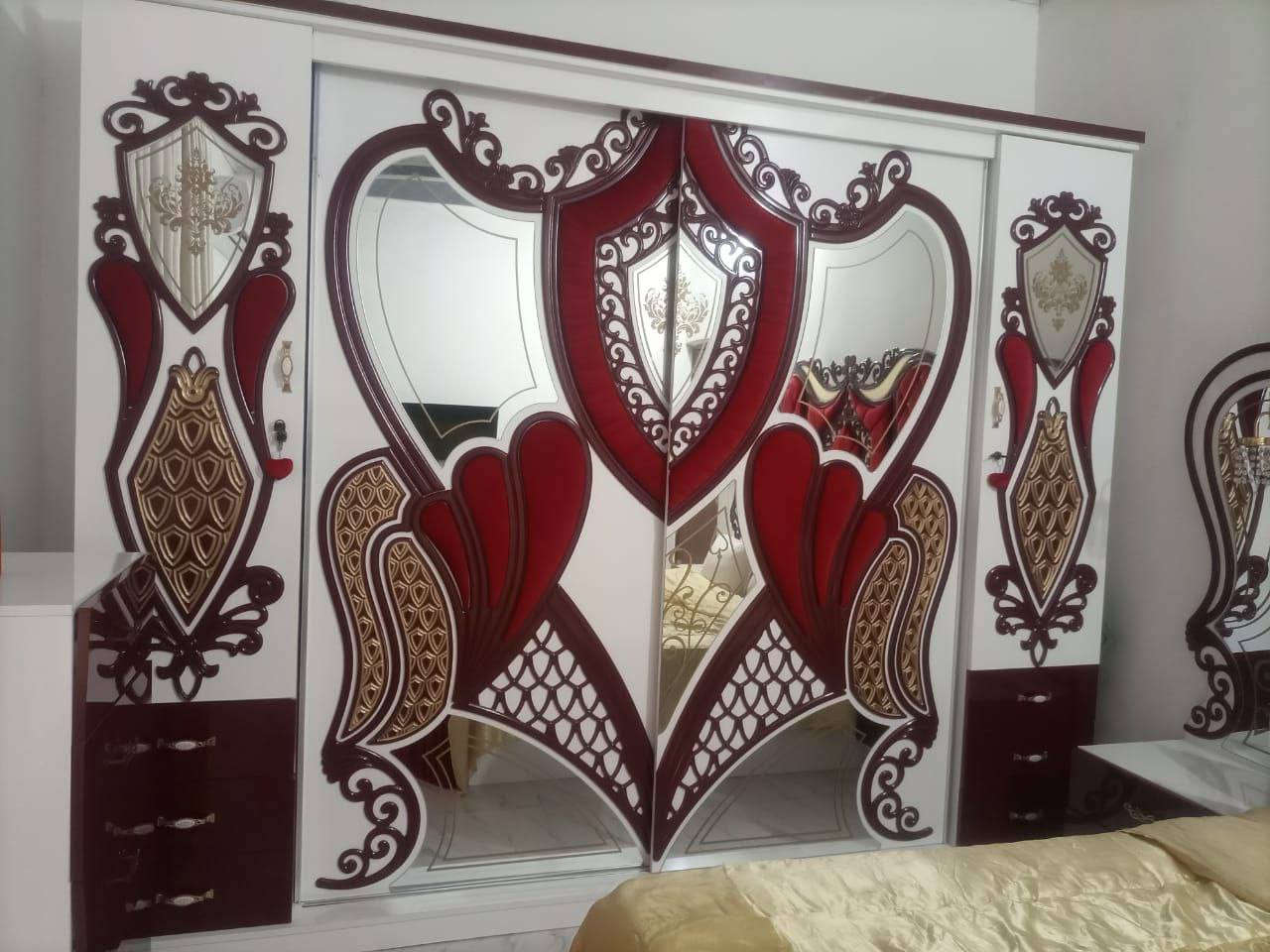 سلام عليكم غرفه للبيع سعر 750 مكاني بغداد ناحية الوحده قرب بسمايه ***********
