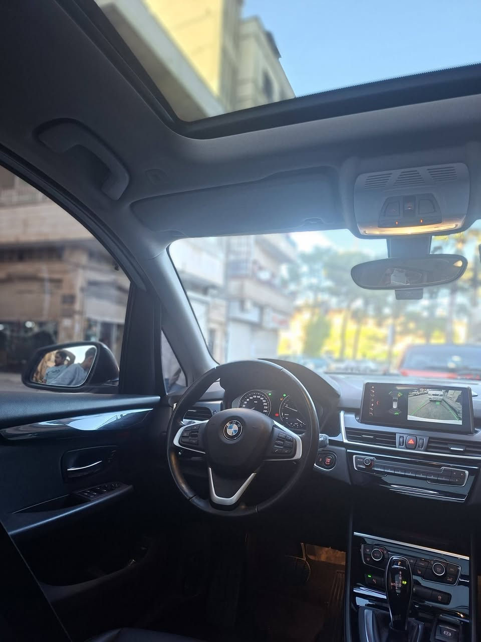 #يارب
#مكتب_اللورد_للفخامة_و_الصدق_عنوان  

#نوع_السيارة : BMW x1

#سنة_التصنيع : 2020

#سنة_التسجيل: 2026

#المواصفات :
🟢 رقم 1 ،أكمل وصف من فئتها
🟢بصمات داخلية و خارحية
🟢بانورما 
🟢تحكم طارة كامل 
🟢مثبت سرعة
🟢مانع أنحدار_مانع أنزلاق 
🟢أضوية led أمامية، خلفية
 🟢فرش جلد 
🟢12 بالون 
🟢فرام كهربا 
🟢حساسات و كميرات أمامية_خلفية
🟢جنط كبير 
🟢بلور_مرايا كهرباء
🟢 

#نوع_المحرك : 4 سلندر , 2000turpo , ديزل  

#الحالة_الفنية :  خالية العلام من الداخل  و السقف و الخارج ، السيارة ليست بحاجة أي مصروف  

#ماشية : 1000 KM 

#موقع_المكتب : حمص ، كرم الشامي (طريق الشام) بجانب فندق بسمان ، مدرسة صفوان الصباغ 
#للمزيد_من_المعلومات_الأتصال_على_الرقم_التالي : 0956321561 أبو محمد
#للمزيد_من_المعلومات_متابعة_صفحة_المكتب : https://www.facebook.com/share/18qMM3qAqA/


**إذا كنت صاحب هذا الإعلان وتريد حذفه لأي سبب، رجاءا أرسل رسالة إلى الدعم الفني**