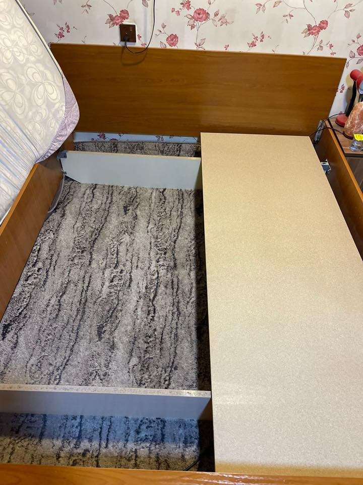 سڵاو هاوڕێیان ئەم سیسەمە دوو نەفەرییە ئەوروپییەمان هەیە لەگەڵ دۆشەکەکەی بۆ فرۆشتن ١٦٠*٢٠٠ سم بە نرخێکی زۆر گونجاو هەر کەس ویستی پەیوەندی بکا بەم ژمارەیەوە 
***********
