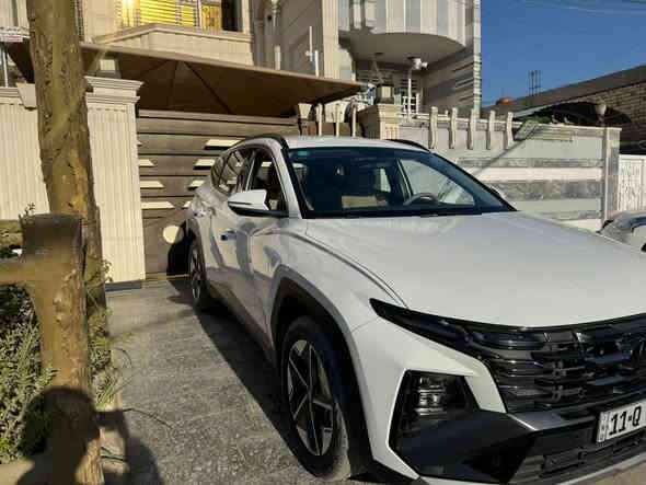 سلام عليكم توكسان موديل 2025 خليجي فول موصفات من عندى  فتحه سكف  كفاله عامه ماشيه ٢٠الف  سياره حلوه  العنوان بغداد الشعب 
***********
مكفوالة كفالة عامة
