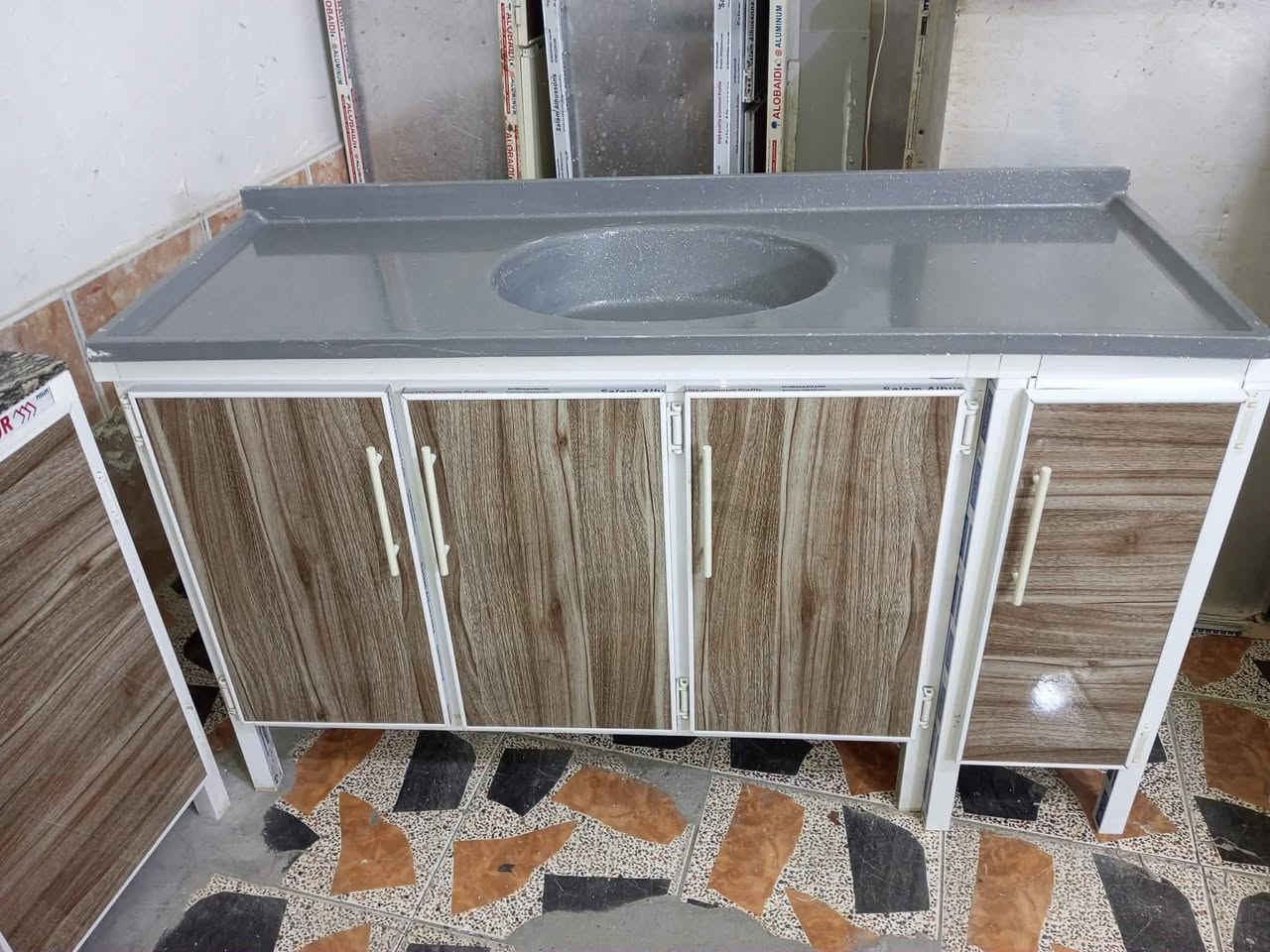 يا رزاق للبيع السعر 725 اخو الجديد استخدام قليل تسكام الثقيل ويه الزاويه يصير ثلاث امتار والسنك متر أو نص كله مرمر الشراي يراسلني خاص ادزله الفيديو والعنوان


**إذا كنت صاحب هذا الإعلان وتريد حذفه لأي سبب، رجاءا أرسل رسالة إلى الدعم الفني**