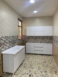 للبيع • مجال قليل