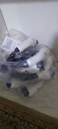 يتوفر شواحن  10 امبير اصلية السعر 60 07824363385