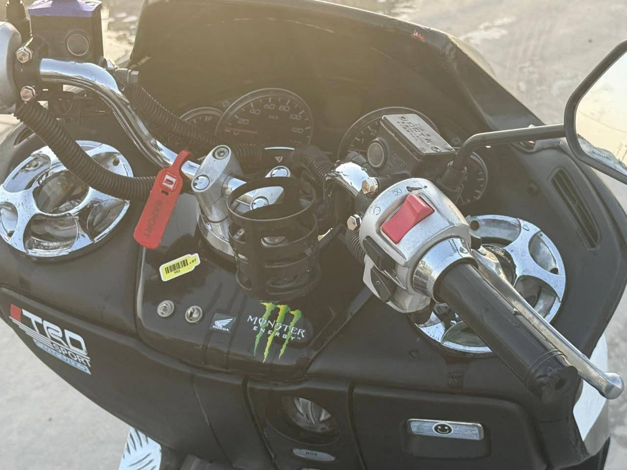 Honda Forza09
لەسەر ئیزنی ئەدمینی بەڕێز   بۆفروشتن  دواکریستاڵ تەرجیل موکەبەرەی ئیشەکات گیرتەرک  کامل مەسروف کراوە ڕونی تازەیە سۆیلی ئەکسلی گوڕاوە بانسی دواو پیش گوڕاوە کلاج وقایش تازەیە بەشەرتی هەمووشتیک سعری 670 هەزار        ناونیشان چەم چەماڵ


**إذا كنت صاحب هذا الإعلان وتريد حذفه لأي سبب، رجاءا أرسل رسالة إلى الدعم الفني**