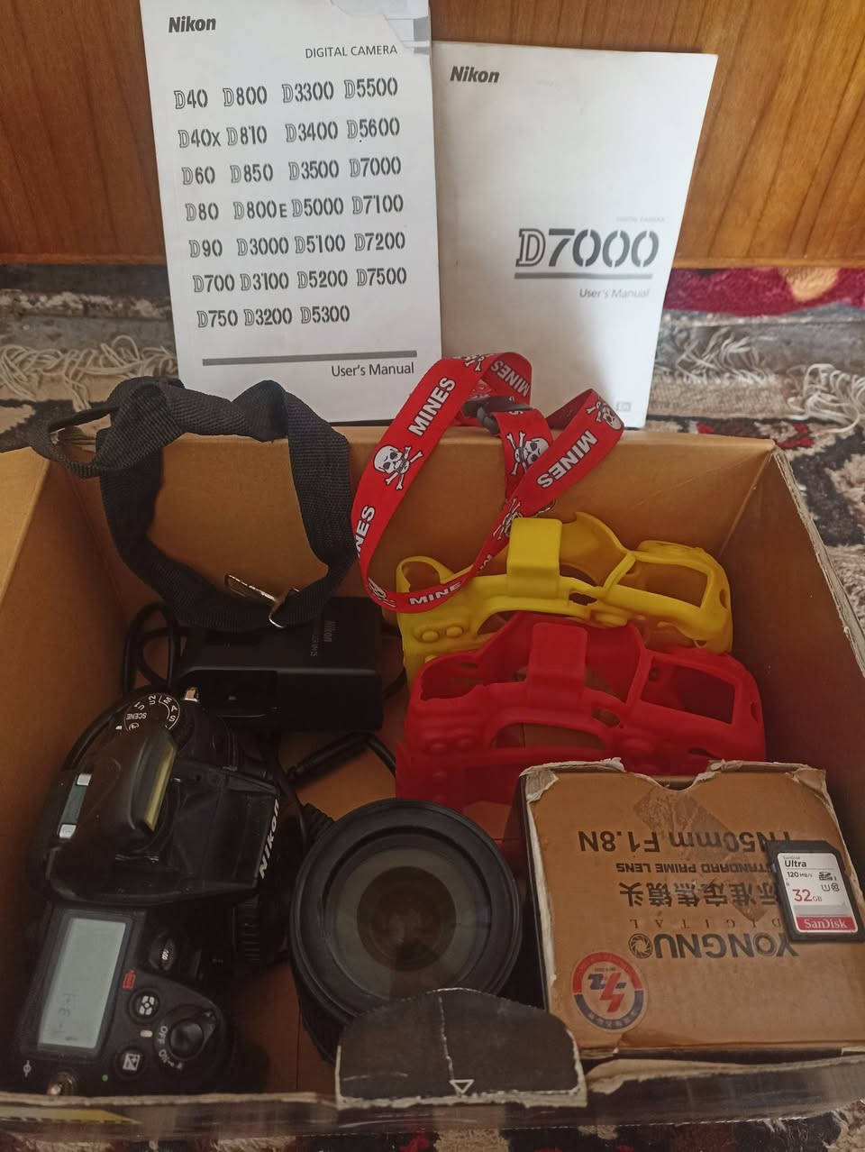 السلام عليكم
كاميرا نيكون 7000Dاستخدام شخصي  
السعر 300قفلل مكاني بغداد ابو غريب 

الكاميرا كلشي ما بيها بس القالق مال الفلاش الجهال الاعبين بيها أو كاسريه تصليحه با 10,تالاف 
كامل معدات عدسه 105الصليه أو اوياها عدسه 50mجديده بس هيا سعرها 150الف الله يشهد كفر جلاتين اثنين وياها اصفر+احمر 
 شاحن +رام+حزام الكامره كلشي ما بيها 
         
                                          ***********بيه واتساب 
                                          ***********
