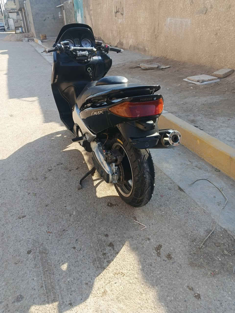 السلام عليكم دراجة تي ماكس موديل 2008مكفولة كفالة عامة مكان بغداد السعر خاص مامتواجد  على الفيس ***********
