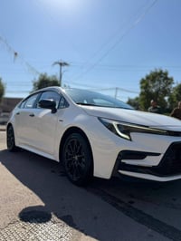 تيوتا كورلا موديل 2025 بلاك ادشن  فول مواصفات   كشتات جلد داخل احمر  ك...