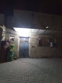 كربلاء باب الخان • ١٣٠م • قرب الامام العباس