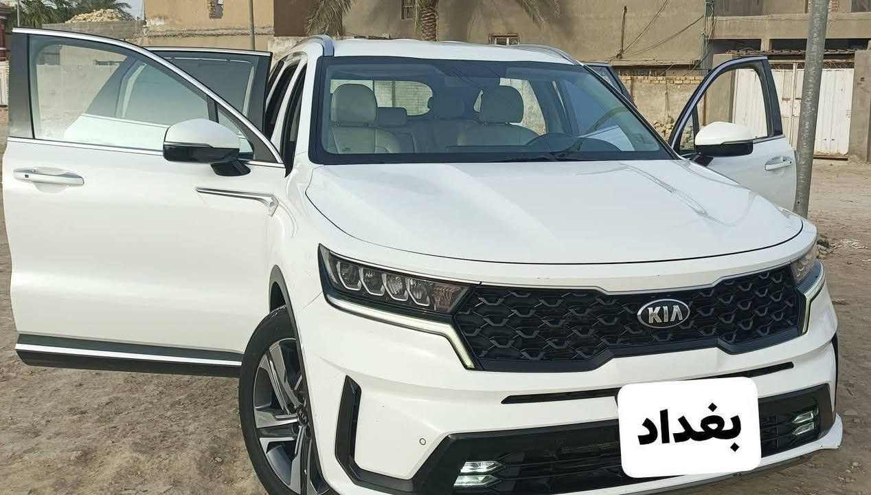 السلام عليكم ورحمة الله وبركاته كيا سورنتو خليجي موديل 2021 كفالة عامة رقم بغداد بأسمي فول مواصفات عدا البنراما السيارة كفالة عامة 6 سلندر
المواصفات 
عدد الكشنات 7 كلهن كهرباء 
تبريد 3 قطع مناخين
تشغيل عن بعد 
تشغيل بصمة 
ابواب بصمة 
جنطة بصمة شفط 
ويل كب كروم حجم 19 عدد 5
شاشة كبيرة نظامين ابل كار بلي واندرويد كار بلي 
شاشة للتبريد 
شاشة اعطال 
عداد الكتروني
كامرة خلفية
مري شفط 
تحكم مري كهرباء
تحكم ستيرن جهتين 
حساسات امامية خلفية
لايت زينون أربعة عدسات
لدات امامي خلفي 
بردات خلفية بلادي
اربعة وضعيات قيادة 
مثبت سرعة 
بعد بيها هواي مواصفات تجي وتشوف
مكاني ديوانية مركز المدينة
السعر 255 
للأستفسار أكثر اتصل وبي واتساب *********** وبي واتساب
