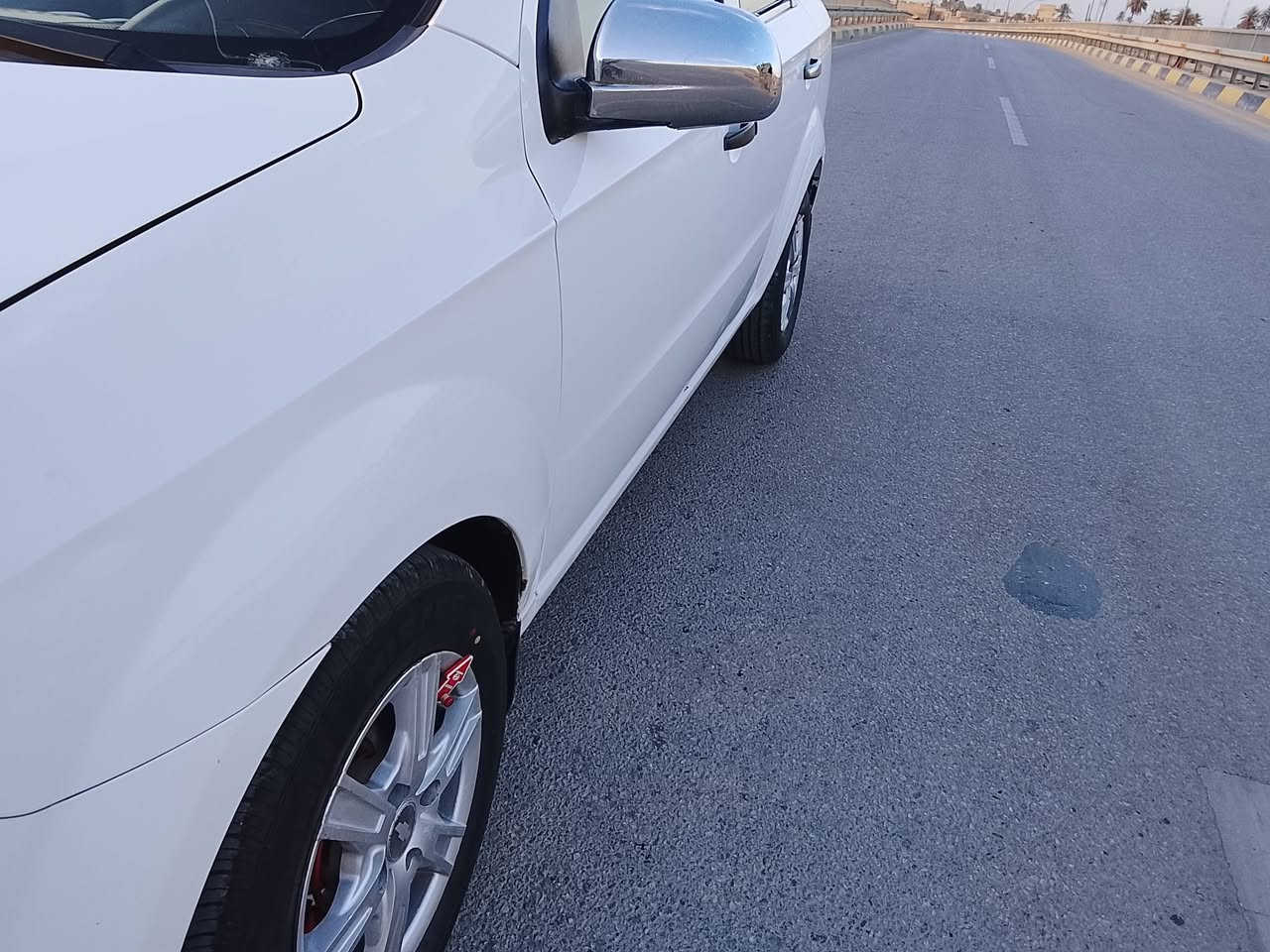 افيو موديل 2007السياره حيل جديده بدون اي ظربه فقط مكانات صبغ السعر 55وبيه مجال لتواصل ***********
