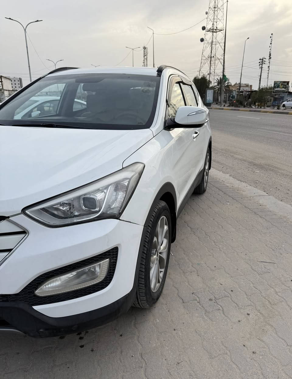 سنتافي 6 سلندر للبيع بصره
ب اسمي منتهيه سنويه 
بيها بارد بالجاملغ الايمن ومكحله ع كبد شبر 
وبارد بالباب الامامي هم ومبدل دعاميه بدون صبغ 
والسياره بلاديه ع ايدي ماخذها زيرو سعرها 179 ورقه 
وبيها مجال .


**إذا كنت صاحب هذا الإعلان وتريد حذفه لأي سبب، رجاءا أرسل رسالة إلى الدعم الفني**