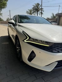 كي فايف موديل 2021 خليجي مكفوله  ماشيه 73 ألف موصفات بيسك تبريد شاشه د...