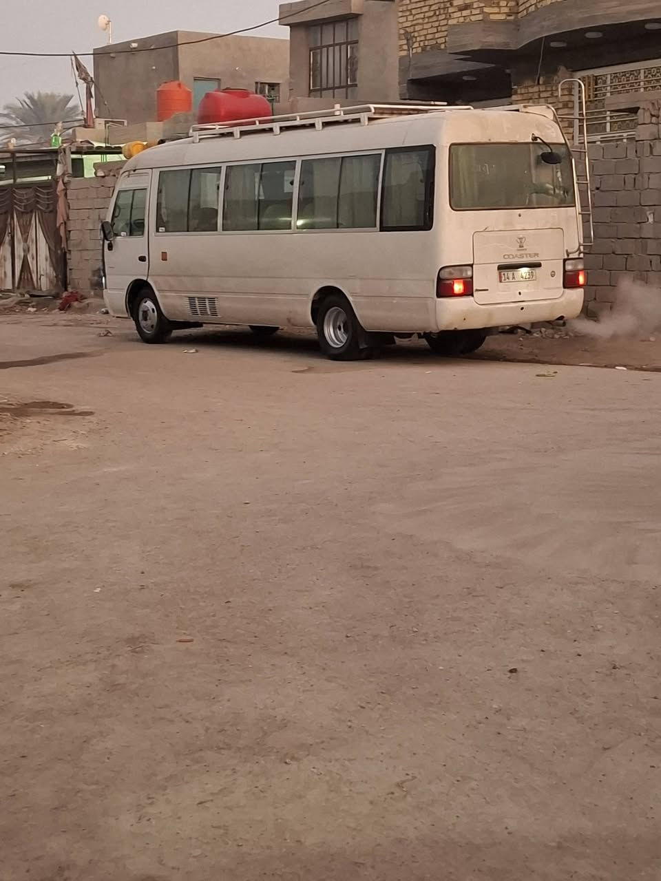 سلام عليكم كوستر لبيع 2007
مكينه كير حداديه خير من الله
بيه منضومه غاز تبري جديد 
اكسل بيه ونه خفيفه سياره جاهزه مكان سياره بابل
ابو غرق سعر ٢٠٠وبيه مجال حك جيه رقم بصره نكليزي
***********
