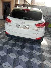 توسان • ٢٠١٠ • مكينه ٢٤٠٠