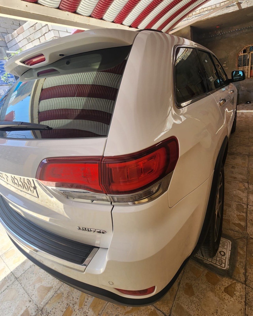 سياره جيب كراند شيروكي لمتد سعر 3دفاتر و20 وبيها مجال بسيط كفاله عامه سياره رقمها اربيل وكاله هارلم خليجي ممشاها 100الف مديل 2021 للتواصل فقط واتس ***********