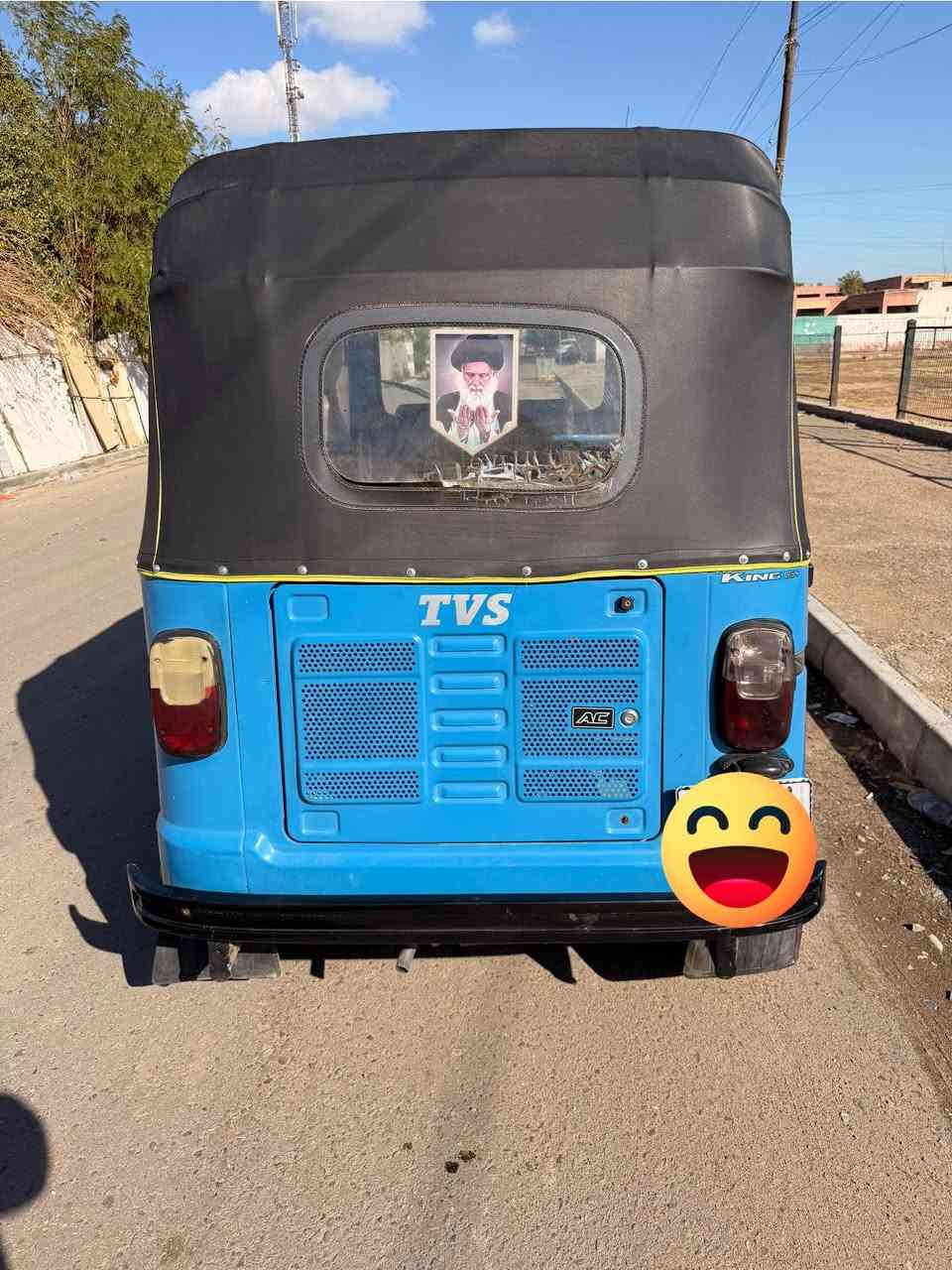 للبيع  TVS 21 بدون باب
نضيفه هاي صور كلشي موضح كدامك. رقم بغداد لوحات جدد. سنويه جديده هزه جديده 
***********
عارضها 6 وبيه. مجال حي الجهاد بغداد.
