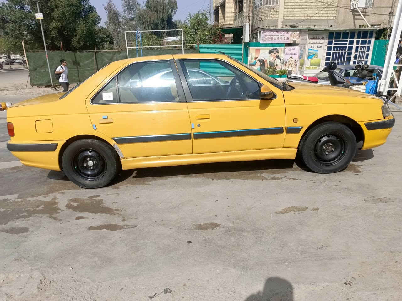 سلام عليكم 
بيجو بارص موديل 16
كيري مكينه خير من الله 
تبريد ثلج 
كهربائيات كله شغاله 
السنتر والجنطه ع بصمه 
صدر خلفي ومامي ودبلات خلفيه وماميه قبل 4تيام شادهن 
منضومة غاز جاهزه وجديده 
بيه البنيد وهذن لمشر عليهن بيهن صبغ 
رقم انكليزي تاخذ سياره مصفره هيئه وغرامات 
المكان البياع تقاطع درويش 
السعر 48 وبيه مجال 
***********
