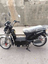 هارلي لبيع موديل 24 نوع الماسه بطاريات عشره يقرن ونص كهربائيات كلها شغ...