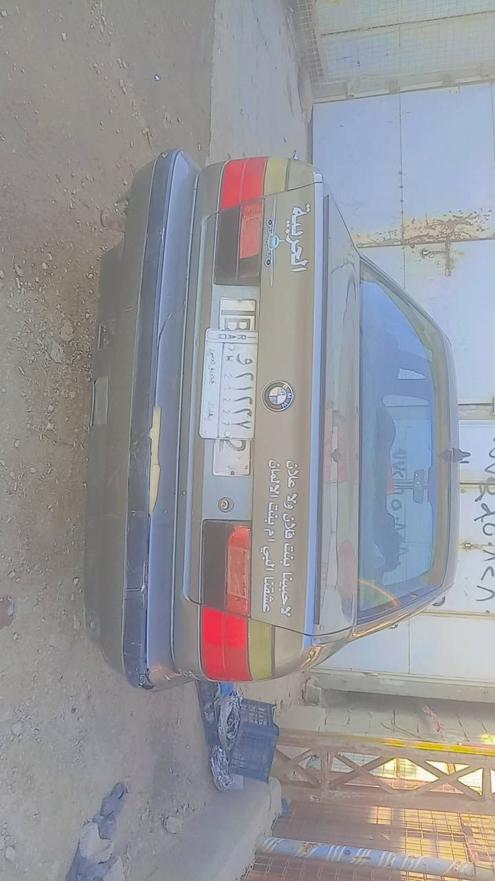 السلام عليكم 
من رخصت المدير الكروب المحترم
بيئم 525 محور كير ومكينه ملكه 2500
وذا عل مشي خير من الله  تاخذ 180
سياره خير من الله 
رقم بغداد  
انفاذ سنويه 2028
سياره مالت جناي وين ميعجبك اكو بيهم يكول محور اي حجي كلمن يشتري ويبيع بل يعجبه
مكانها واسط صويره   سعر /38 / ولي مايعجبه لايكسر بحلال  العالم  تحياتي لجميع   غير متواجد عل فيس  ***********
