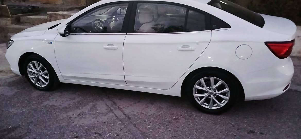 2023 کۆمفۆرد ، ناوزەرد
بێ سارد بێ کارد بێ بۆیاخ  ، شاشە کامێرا ، حاسە ، پێشو دوای لیدە ، تەنها چاڵێکی بچوک لە دۆسیەکەیەتی ، ٤۰ هەزار روشتوە ، نرخی ۱۰۰ کۆتا نرخە ، لە سلێمانیم ، ***********
