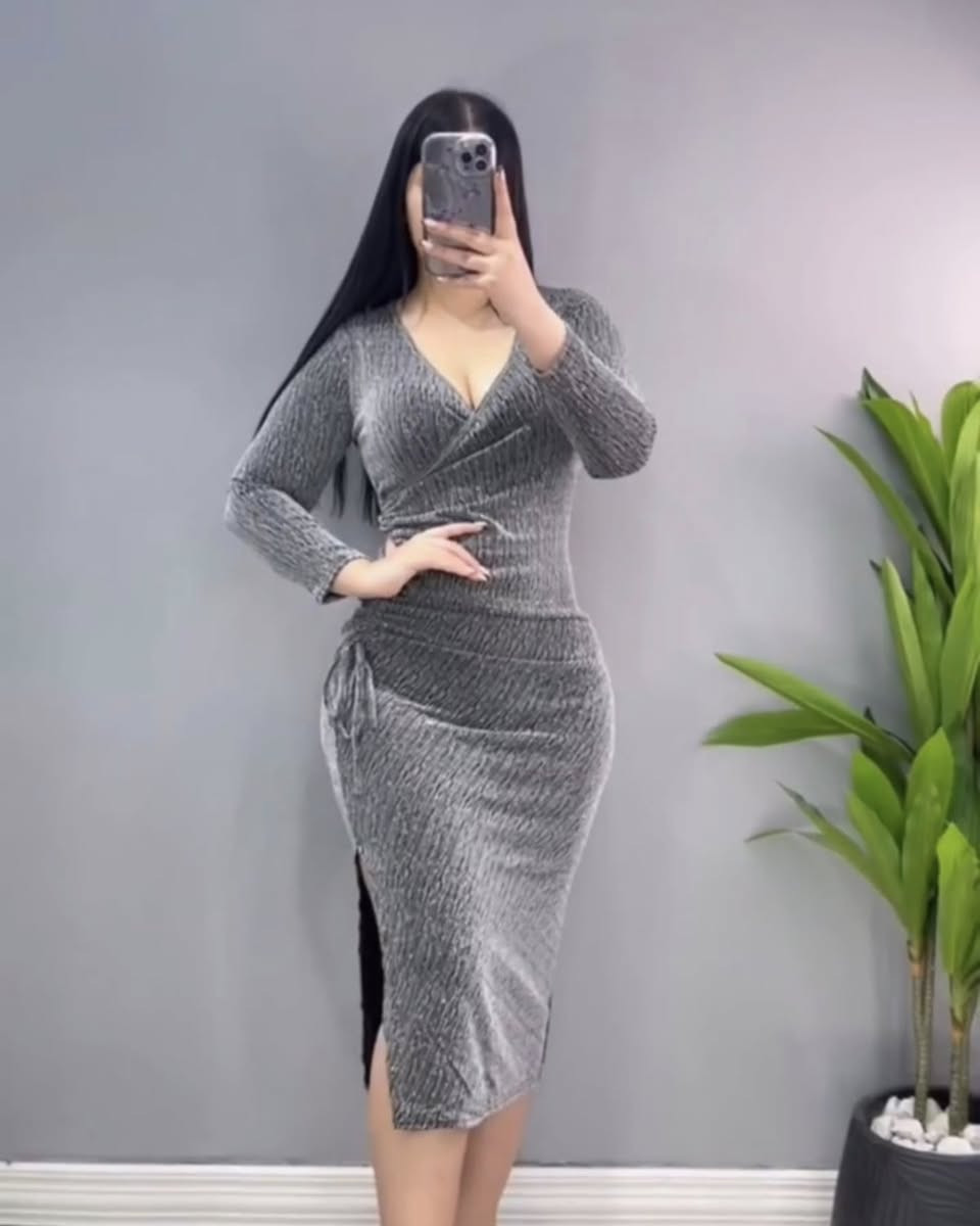 #تخفيضات_نار🔥❤️

إحنا أول من يبدّي عروض العيد بالحمزة الغربي 🔥
#فستان_ملكي_وأنيق بس بـ #10:000_دينار 👗

عرض خاص بمناسبة العيد ، والكمية محدودة ، لحك قبل ما يخلص

📍 #مجمع_حمودي_البديري
الحمزة الغربي شارع زيد وأيهم قرب عارضة المواكب (عارضة بيت نصيف)

📲 للتواصل واتساب: ***********

العيد غير ويانة
