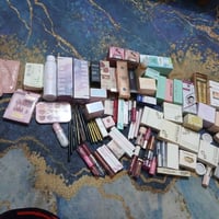 مكياج • اصلي • ٩٠ قطعة