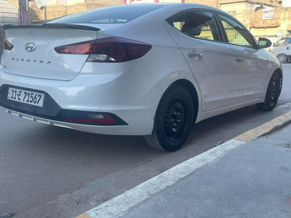 النترا للبيع ٢٠٢٠ سيارهً جديد مكفول سياره سونار بل منشور وارد امريكا سياره بدون صبغ سياره ماشي ٤٠ سياره جانت متروكه السعر ١٥٢ بي مجال بصيط ***********
