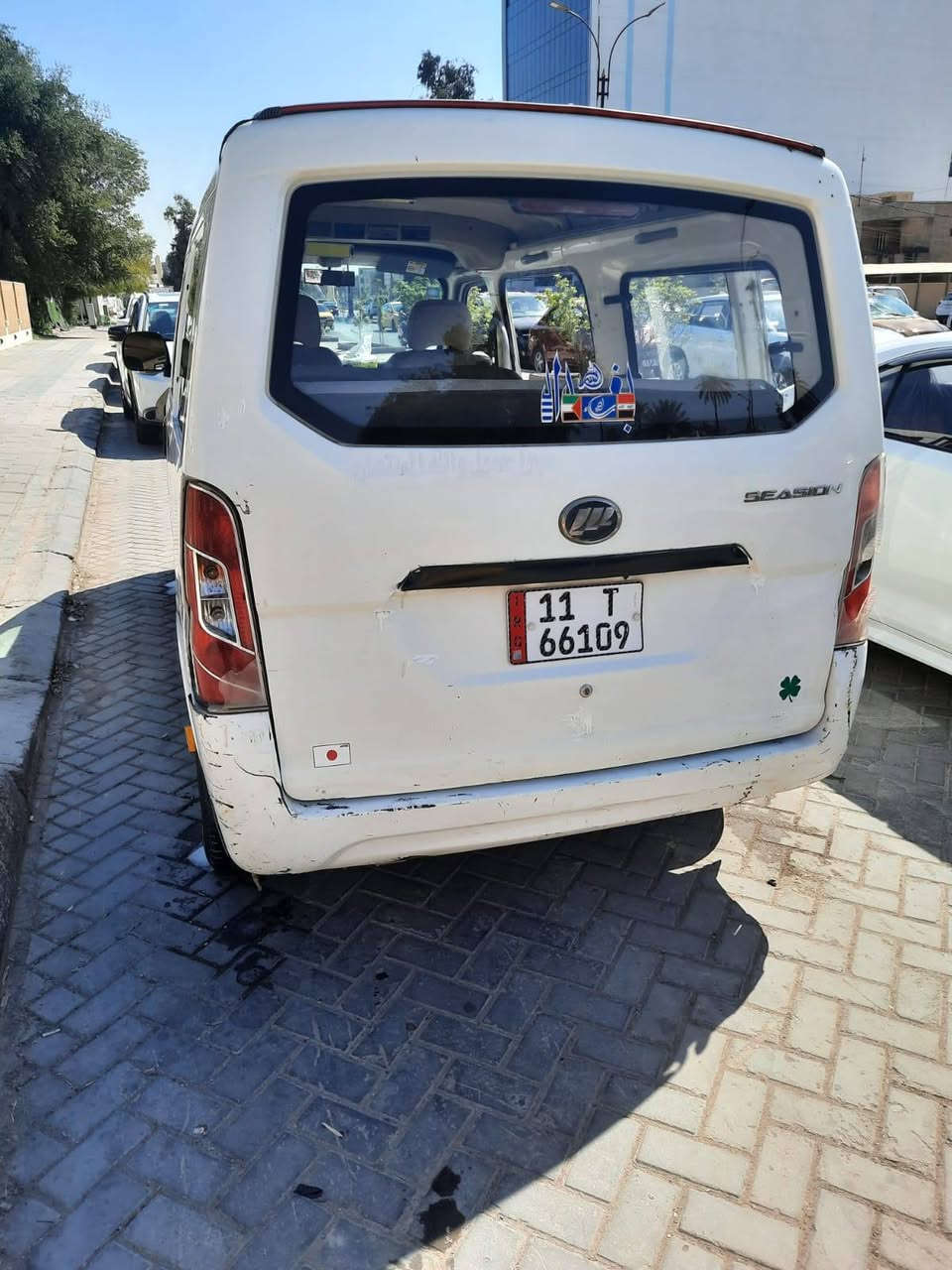 سلام عليكم شباب ليفان ٢٠١٤ محرك وكير خير من الله ٣٥ وبيها مجال قليل مكاني كاظميه  على النت للاتصال ***********
