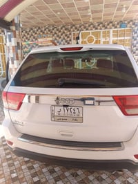 سيارة جيب لاريدو13بغداد خليجي كفالة عامة وباسمي فول مواصفات الشراي يرا...