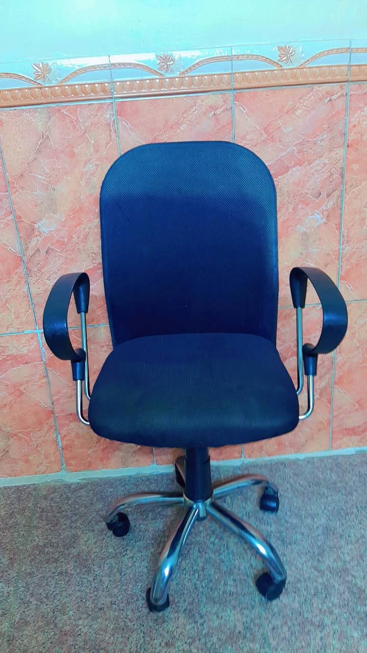 كراسي للبيع كل شخص يريد كرسي يجيب الصورة للخاص واني اعطية السعر...


**إذا كنت صاحب هذا الإعلان وتريد حذفه لأي سبب، رجاءا أرسل رسالة إلى الدعم الفني**