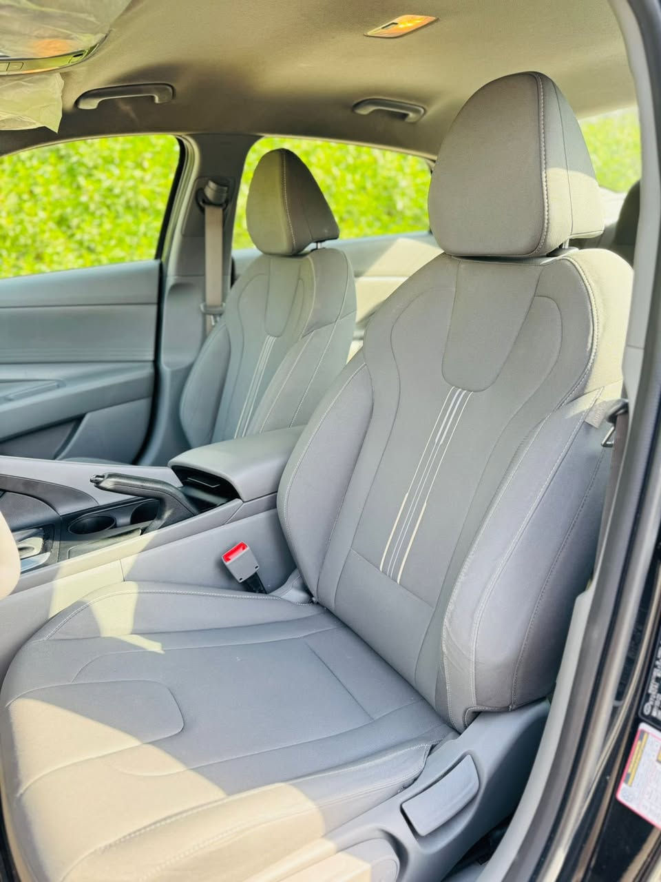 النترا وارد امريكي ٢٠٢٣
سلام عليكم سياره النترا ٢٣ جديده ماشالله مابيه اي نقص رقم انكليزي جديد تحويل ثاني يوم 
تخم تايرات جديد ماشيه (٥٥)
تعتبر السياره داخله كلين لان ضربته فقط قبق جنطه 
موجود السونار بلصور وخير من الله السياره 
هاذارقمي موجود واتساب ***********

شاشه كبيره كار بلي
كامره خلفيه 
حساسات جانبيه 
مثبت سرعه 
قياده ذاتيه 
تحكم جهتين 
نضام مانع انزلاق 
٣ انضمه قياده
محرك ٢٠٠٠دوش 
مساعد صعود مرتفعات 
مراقبه ضغط الاطارات
حساسات خلفيه 
رادرات جانبيه وخلفيه 
سستم سماعات ٦
تبريد ثلج خير من الله
كشنات قماش 
صندوق فتح كهربائي
بانزين انساه كل اسبوع تفويله 
ماكو دوانز وبانزين عادي

السعر ١٦٠ وبي مجال بسيط
