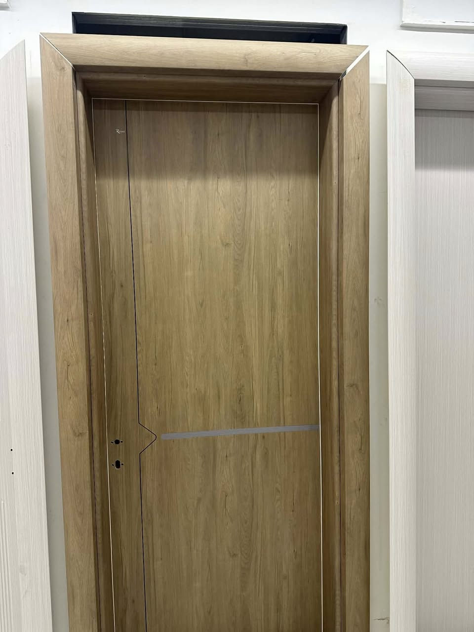 اخوان سعر حسب موديل وقياس 
موجود 🚚 توصيل 
كادر (معرض برايتي)
و نرحب بيكم في معرضنا لكل انواع الابواب الاصلية و بجودة عالية.
⬛ضد الماء
🟫كاتم للصوت
🟪ذو جودة عالية
🟦ابواب تركيه و صينيه و dkh خوشناو
🟩نوع pvc
🟨يوجد لدينا بكل الالوان و كل الأشكال
🟧 الدقة في المواعيد
🔴 تصدير إلى بغداد، ديالى.. كربلاء...موصل.. سامراء...
⚫أحدث التصاميم والأشكال التي تناسب جميع الاذواق. 
🟤 أناقة عالية
🟣و ابواب  صيني Wpcداخل فوم 
🟣ابواب Dkhخوشناو داخل فوم 
🔵ابواب Dkhعضم عاج 

👍🏻  نحن نمشي بخطى سليمة وواثقة...

📳 للتواصل والإستفسار ( المباشر***********
واتساب

الـعنـوان : #كـركـوك  #شارع #حسابات
