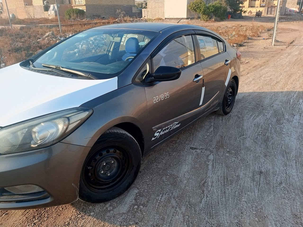 سيراتوا 16 للبيع كير محرك وتبريد خير من الله بيه 3قطع صبغ ابيع حزام كفاله من ضربه والمعجون تخم تاير جديد صدر جديد سعر 95 وبيه مجال مكان سيارة بغداد للاستفسار اتصال ***********
